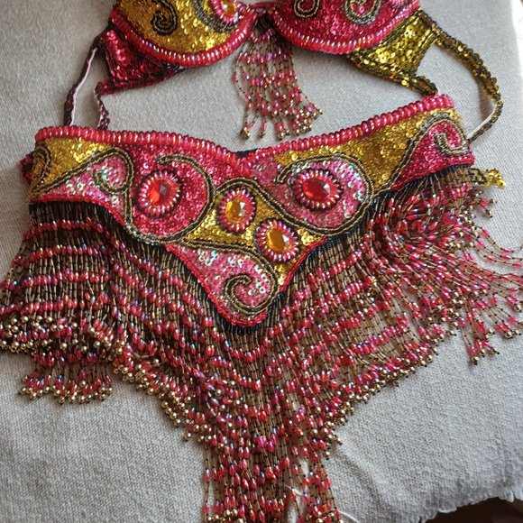 Exclusive Professional Custom-Made Bra and Belt Set for Belly Dance - Picture 7 of 9
